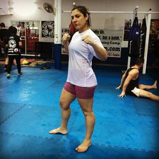 Bethe Correia feet photo 6