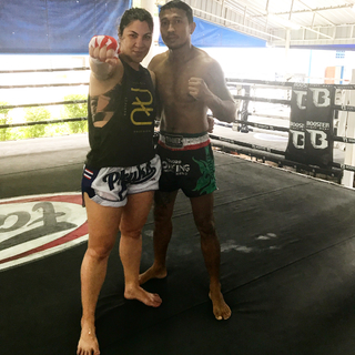 Bethe Correia feet photo 18