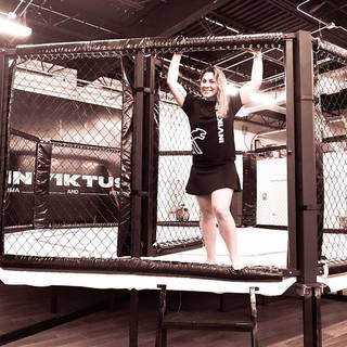 Bethe Correia feet photo 10