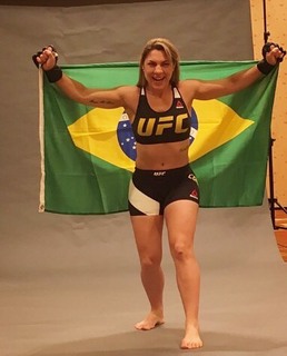 Bethe Correia feet photo 9