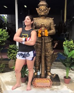 Bethe Correia feet photo 4