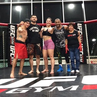 Bethe Correia feet photo 1