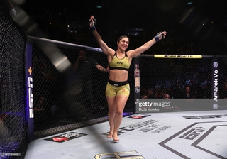 Bethe Correia feet photo 20