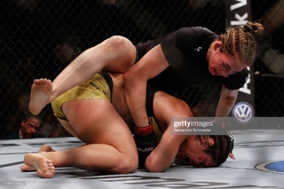 Bethe Correia feet photo 16