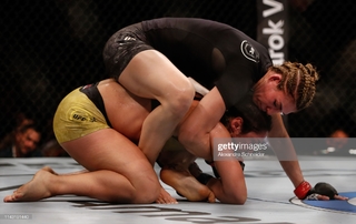 Bethe Correia feet photo 15