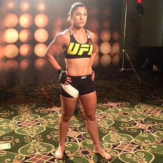 Bethe Correia feet photo 9