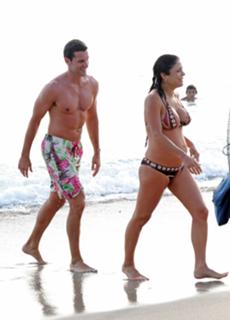 Bethenny Frankel feet photo thumbnail