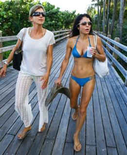 Bethenny Frankel feet photo thumbnail