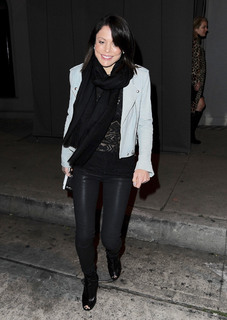Bethenny Frankel feet photo thumbnail