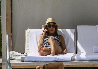Bethenny Frankel feet photo thumbnail