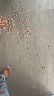 Bethenny Frankel feet photo thumbnail