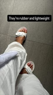 Bethenny Frankel feet photo thumbnail