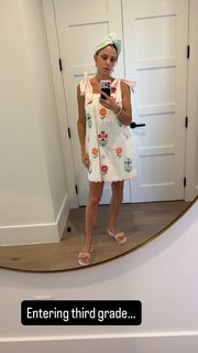 Bethenny Frankel feet photo thumbnail