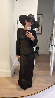 Bethenny Frankel feet photo thumbnail