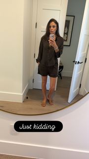 Bethenny Frankel feet photo thumbnail