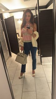 Bethenny Frankel feet photo thumbnail