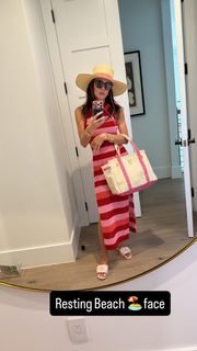 Bethenny Frankel feet photo 17
