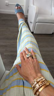 Bethenny Frankel feet photo 6