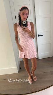Bethenny Frankel feet photo 7