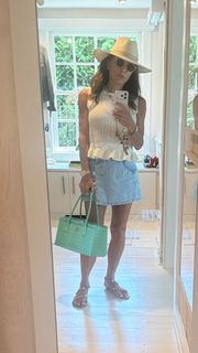Bethenny Frankel feet photo 3