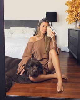 Betsy Alvarez feet photo 7