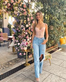 Betsy Alvarez feet photo 8