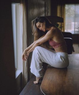 Betsy Alvarez feet photo 18