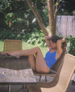 Betsy Alvarez feet photo 14