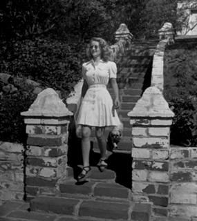 Bette Davis feet photo 18