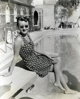 Bette Davis feet photo 14