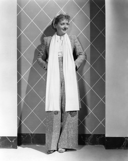 Bette Davis feet photo 17