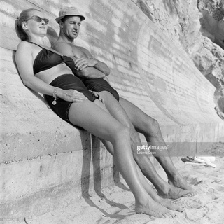 Bette Davis feet photo 13