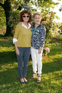 Bette Midler feet photo 18