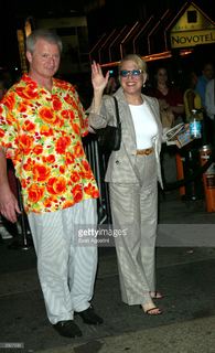 Bette Midler feet photo 18