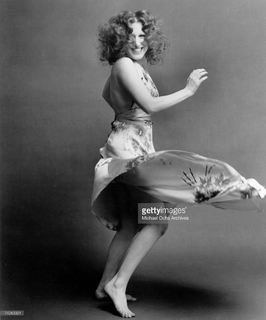 Bette Midler feet photo 3