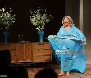 Bette Midler feet photo 7