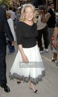 Bette Midler feet photo 14