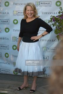 Bette Midler feet photo 10