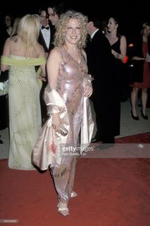 Bette Midler feet photo 17