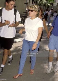 Bette Midler feet photo 4