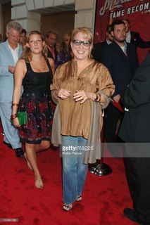 Bette Midler feet photo 19
