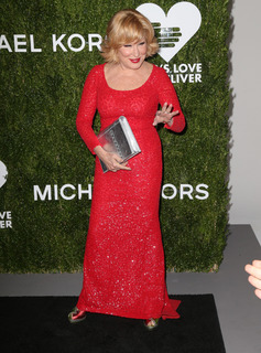 Bette Midler feet photo 18
