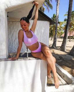 Bettina Buchanan feet photo 9