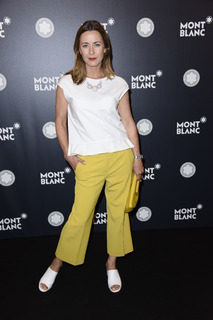 Bettina Kramer feet photo thumbnail