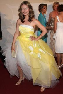 Bettina Kramer feet photo thumbnail