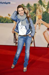 Bettina Kramer feet photo thumbnail