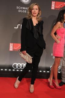 Bettina Kramer feet photo thumbnail