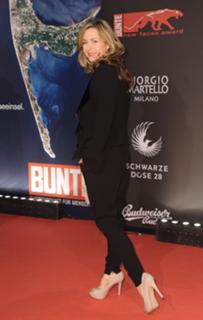 Bettina Kramer feet photo thumbnail