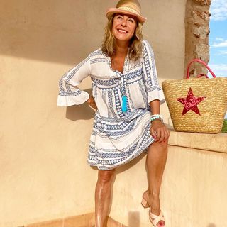 Bettina Kramer feet photo thumbnail