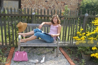 Bettina Kramer feet photo thumbnail